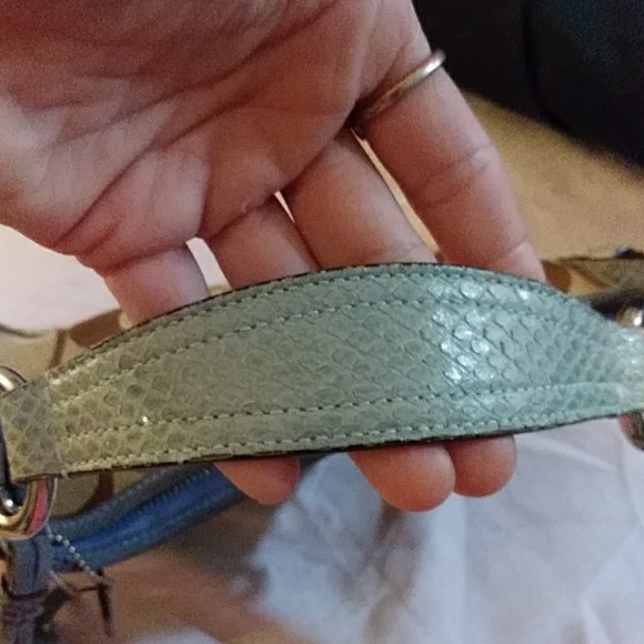 Coach authentic small gray purse with cute tassle - Picture 3 of 6